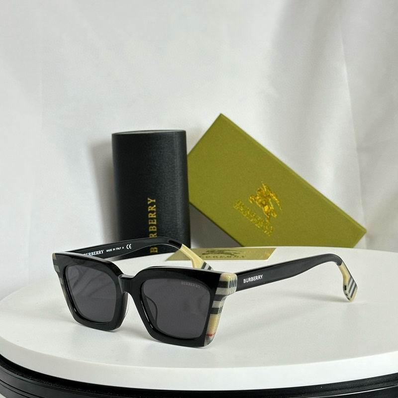 Burberry Sunglasses 226